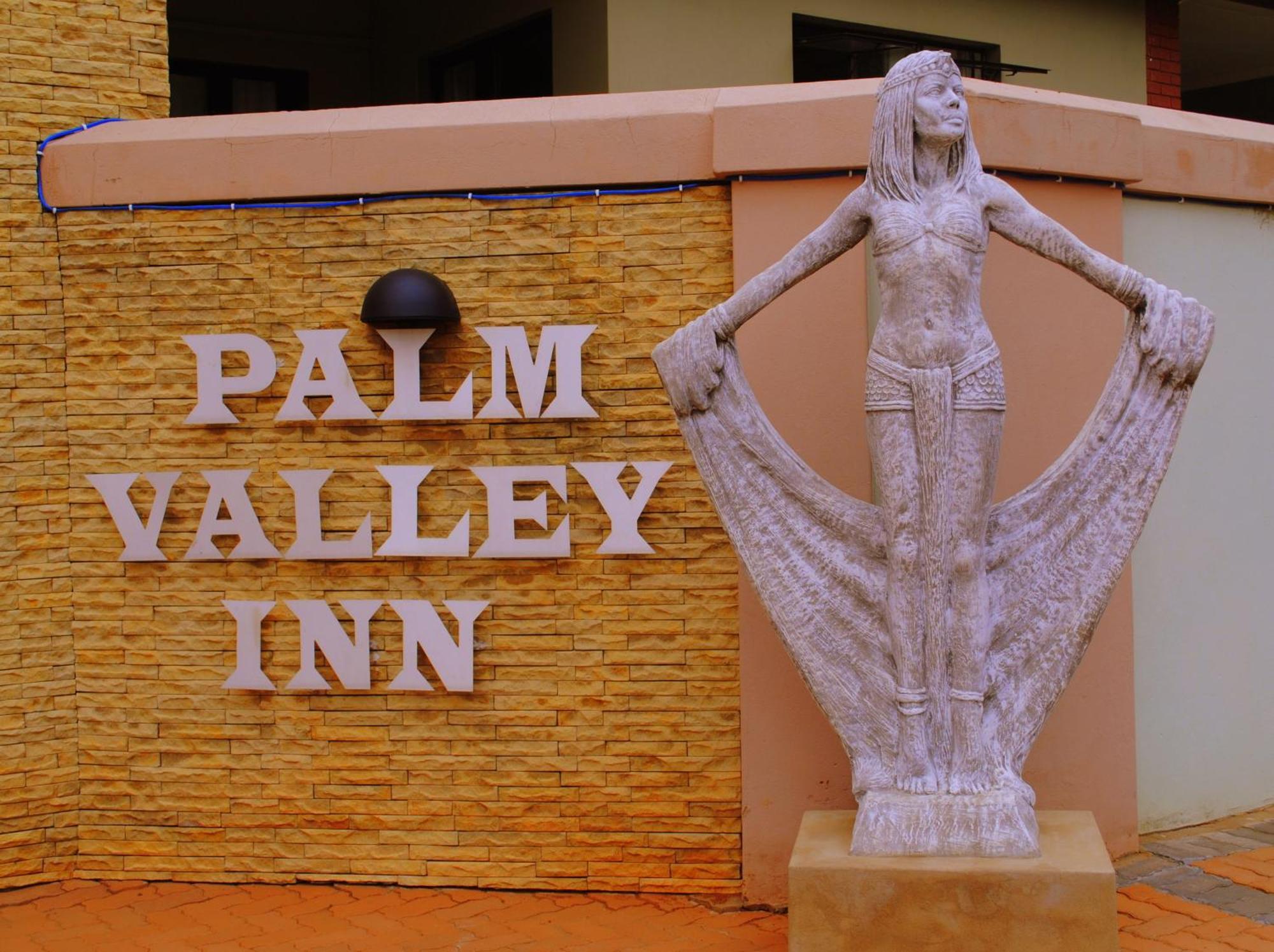 Palm Valley Inn And Day Spa Хартбиспурт Экстерьер фото